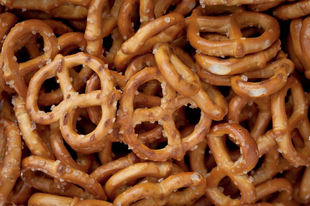 Choosing Between Handmade and Machine-Made Pretzels